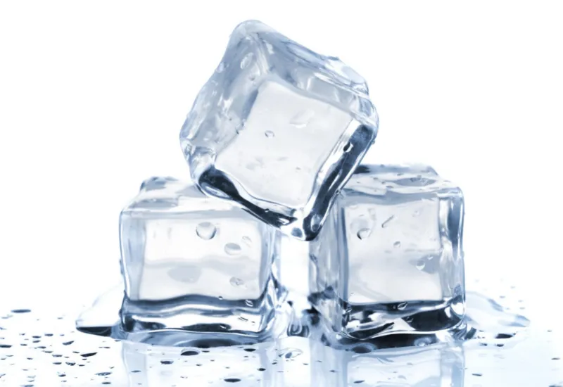 Eating Ice: What Does it Mean and Why is it Bad for You? - Cura4U